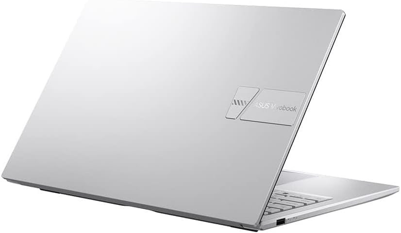 Asus Vivobook X1504VA Review lid
