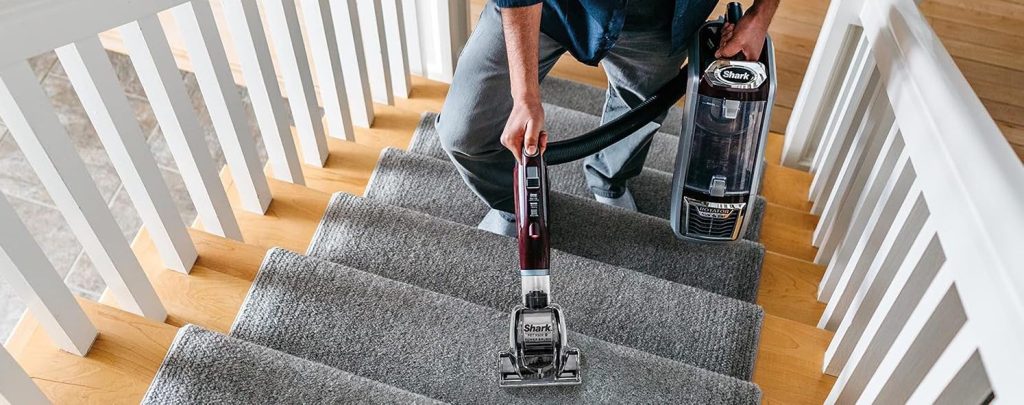 Shark NV752 Review stairs