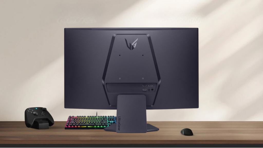 LG 32GS60QC-B Review
