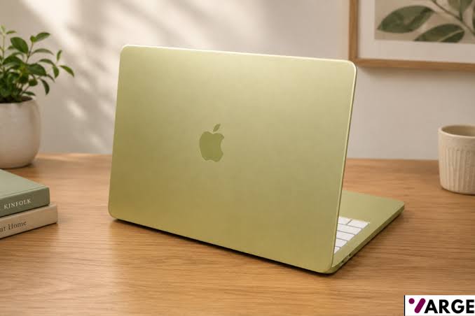 Apple MacBook Neo Review 2026 3